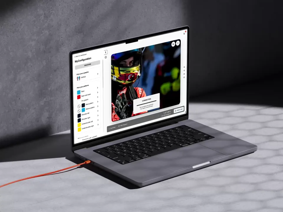 The loading screen: racing footage plays behind a Connecting card while the session starts.